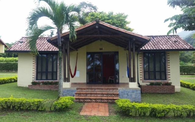 Hotel Campestre Lomas de Piedra