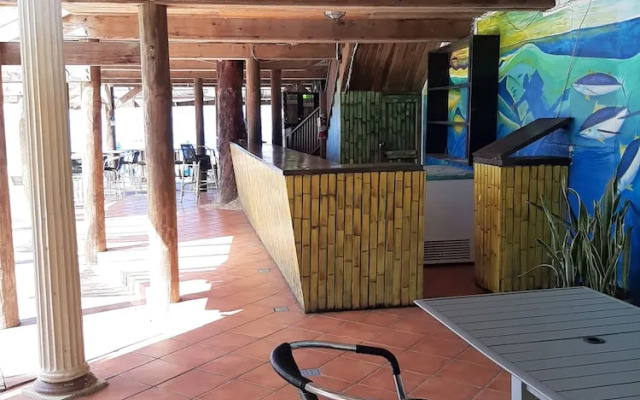 Yard Beach Hotel and Apartments