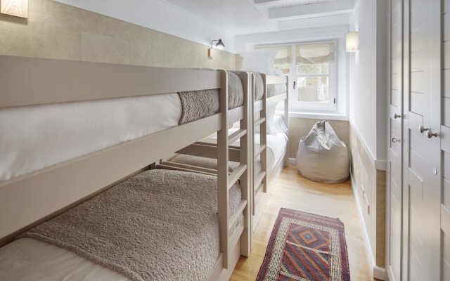 Val de Ruda Luxe 63 by Feelfree Rentals