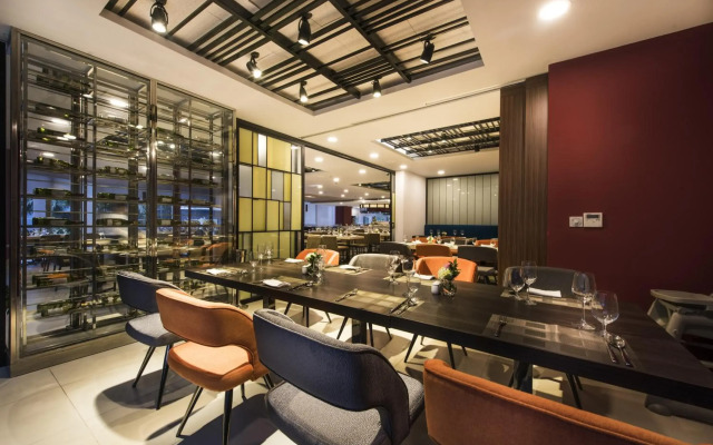 Novotel Suites Hanoi