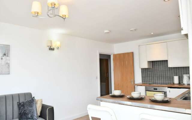 Sleeps 4 - Private Balcony - Wheelchair Accessible