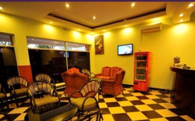 Savoury Hotel