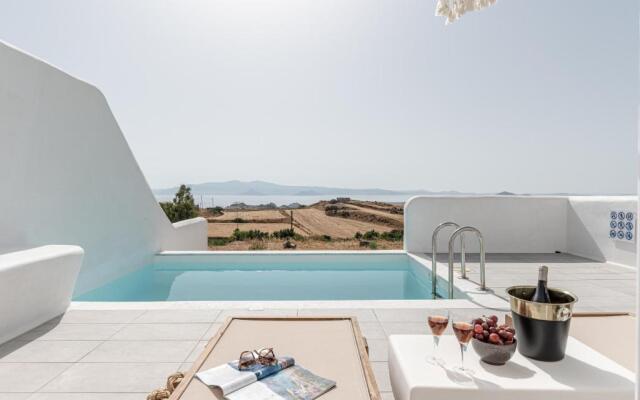 Ariadne's Crown Suites