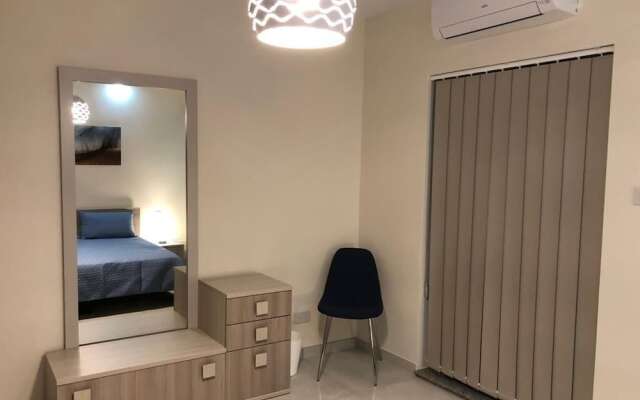 Sea View 2 Bed Apartment Close To Beach Hpi7738