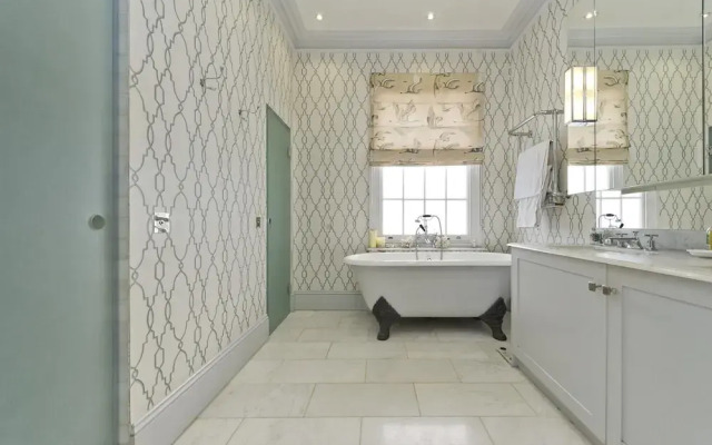 Cosy 4-bed Family Home Shepherd s Bush