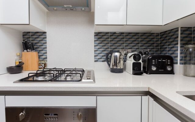 2 Bedroom Flat Near Hackney Wick