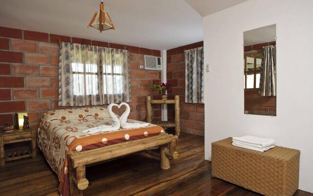 Happy Hill Hostel