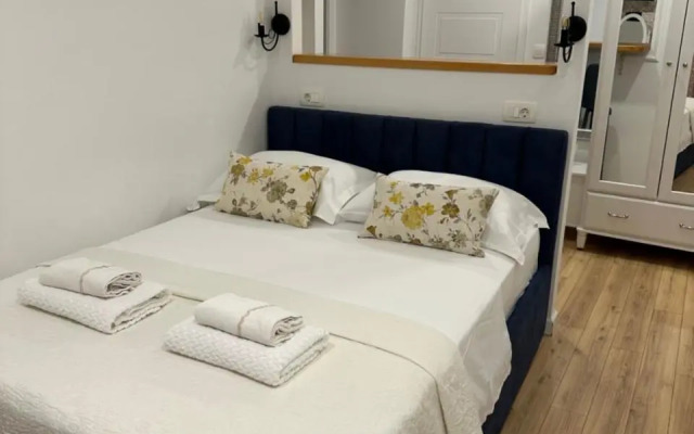 Split Old Town Suites 2