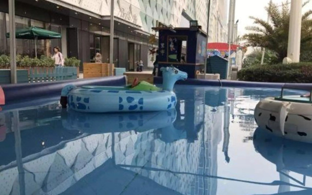 Chimelong LOVE Theme Apartment