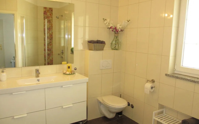 Holiday House with Pool Villa Seabird