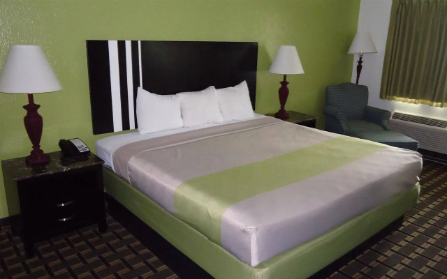 Travelodge by Wyndham LaFayette
