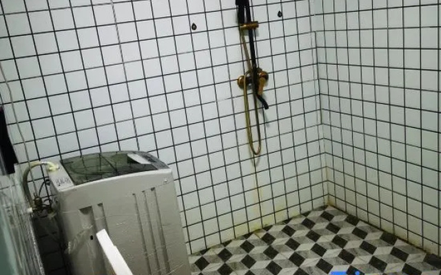 Ruili Nanyang Express Homestay