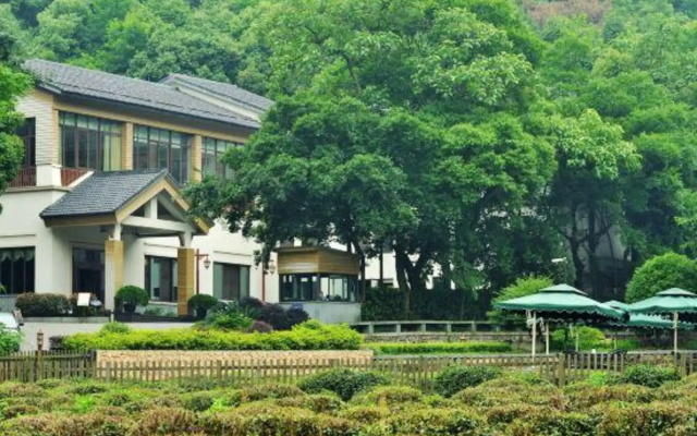 Hupao Mountain Resort