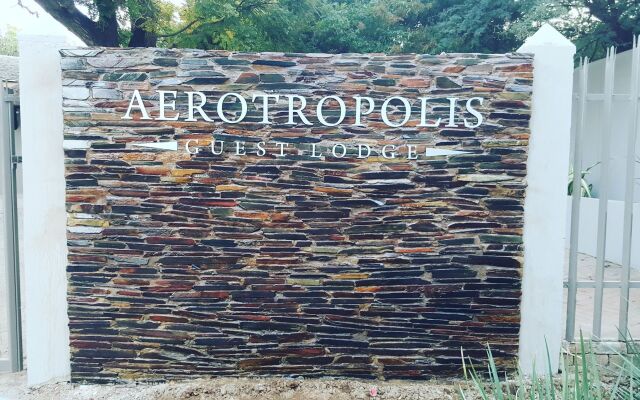 Aerotropolis Guest Lodge