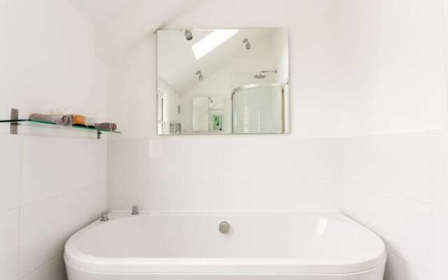 Modern Four Bedroom Family Home