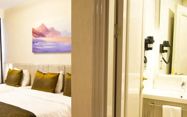 Sky Hill Hotel