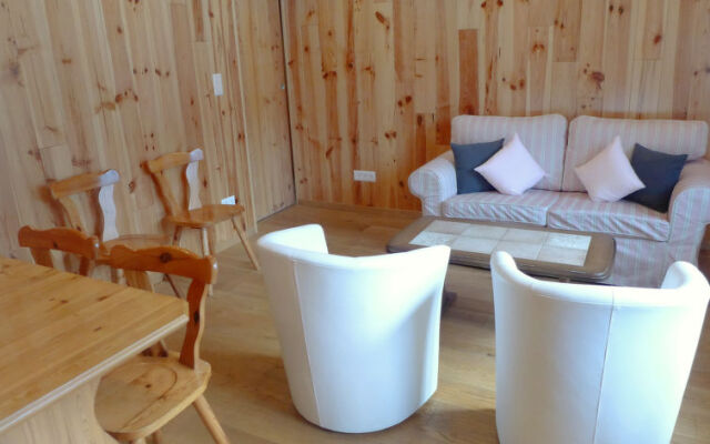 Anna - Two Bedroom