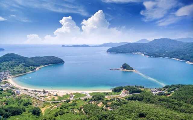 Geojedo Blue Hill Pension