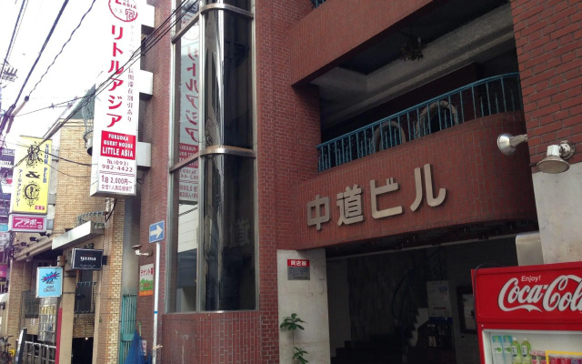 Fukuoka Guest House Little Asia Kokura - Hostel