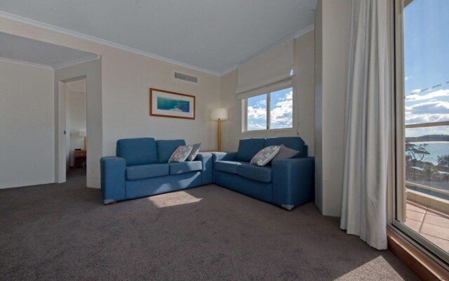 Barrington, Unit 707/35-45 Shoal Bay Road