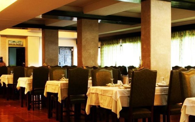 THE FOZ Beach Hotel