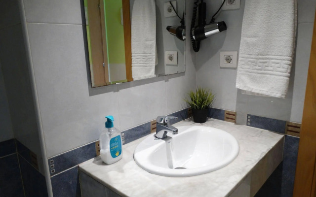 Hostal Mont Thabor