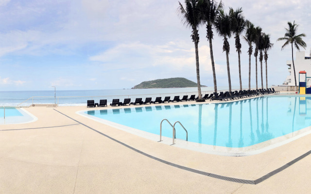 Viaggio Resort Mazatlán