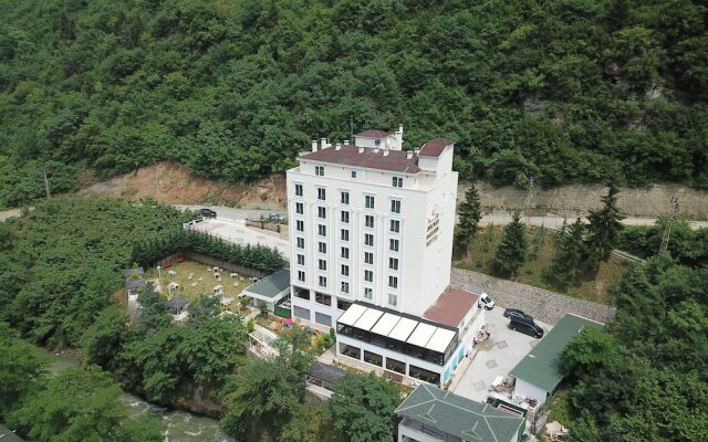 Jolnar Garden Hotel