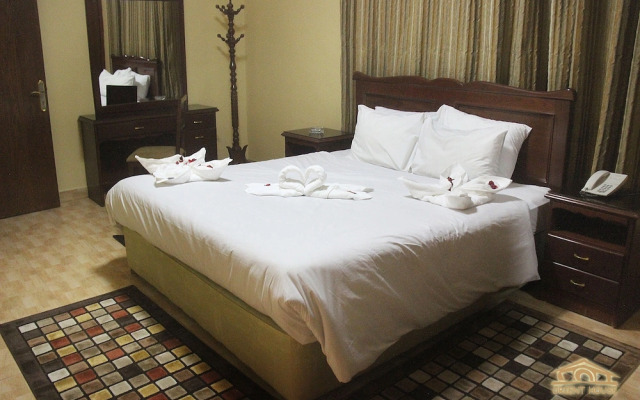 Orient House Hotel Suites