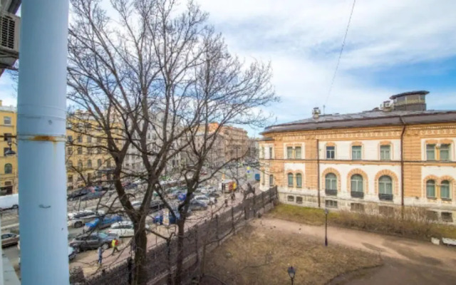 Dostoevskinn on Ligovsky Prospekt 64/66
