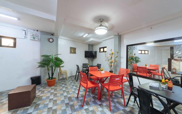 RedDoorz @ San Antonio Binan