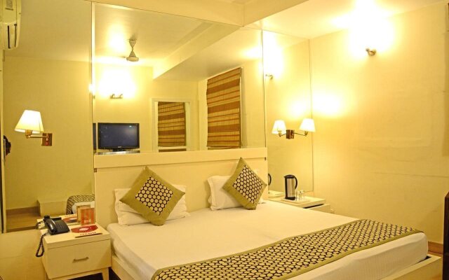 Hotel Ajanta Juhu near Juhu Beach