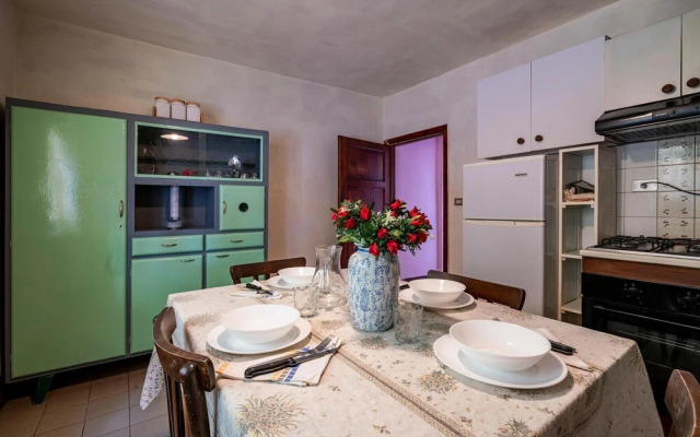 Amazing Home in Longoio With 2 Bedrooms