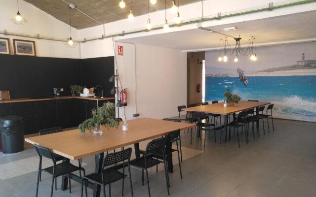 Area Surf House