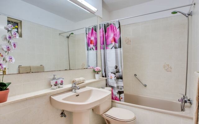 Y2e. Lovely Apartment Pool View! Close To Beach