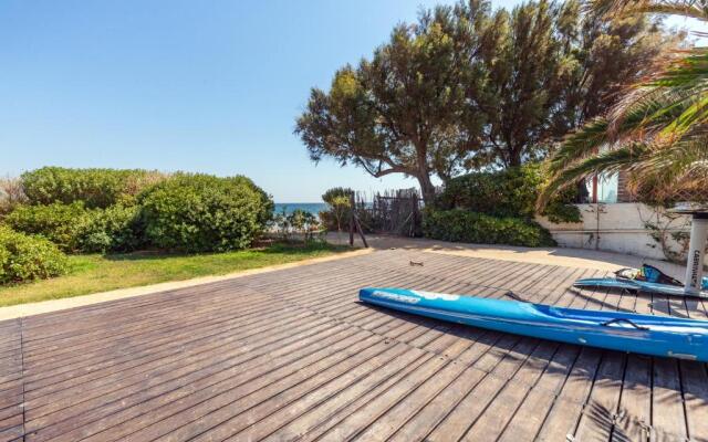 Athens windsurfing, Artemida Loutsa, Seaside Apartment