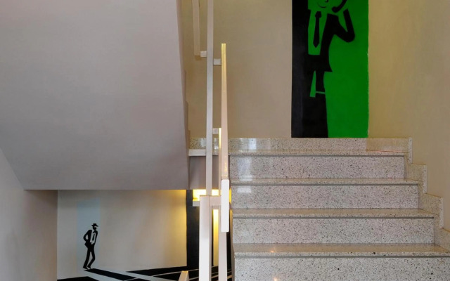 Maniatis Hotel