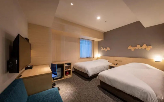 JR Clement Inn Kochi