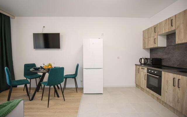 The atmosphere on 38 Leskova Street