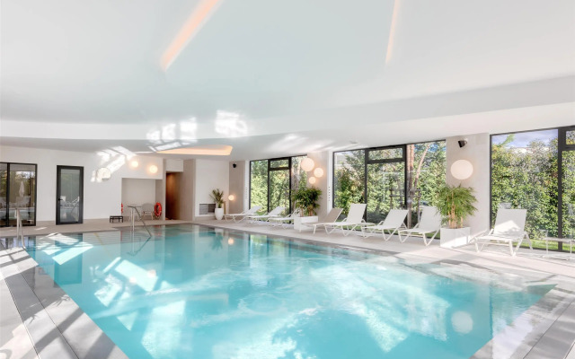 Golden Tulip Lyon Ouest Techlid - Hotel and Spa