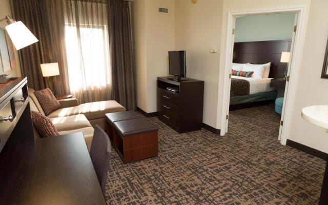 Staybridge Suites Indianapolis-Fishers by IHG