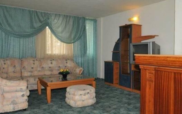 Bor Hotel