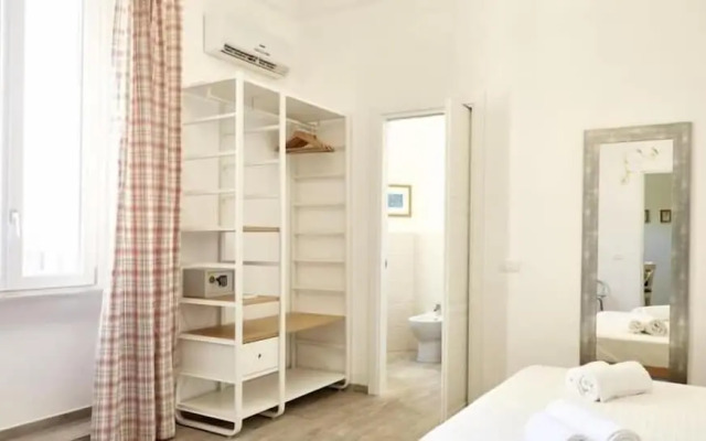 Raffaela's Suite & Rooms