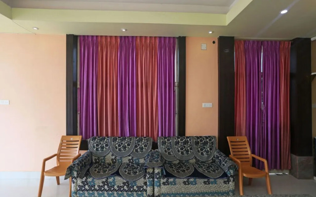 OYO 5051 Silicon Residency