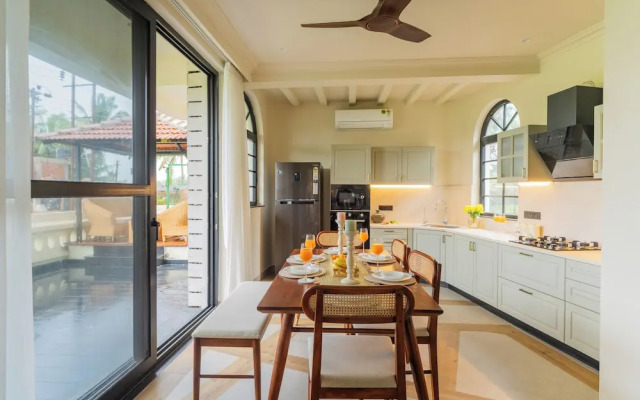 Water Edge by Akama Homes- 4Bhk Luxe