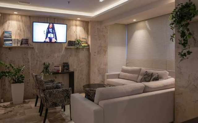 Agrellis Apartments