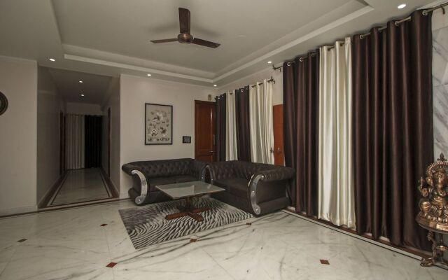 OYO 8430 Absin Hospitality