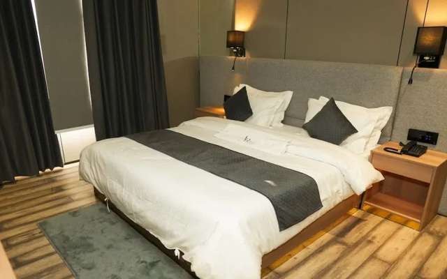 Hotel Aroma Inn