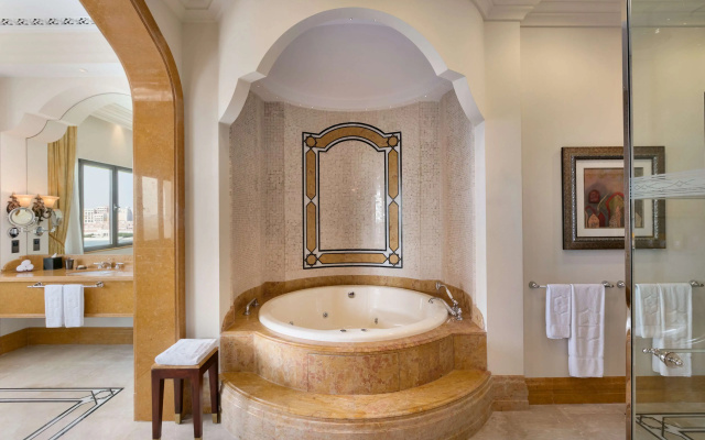 Shangri-La, Qaryat Al Beri, Abu Dhabi