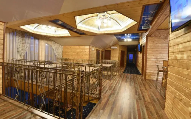 Yalta Hotel